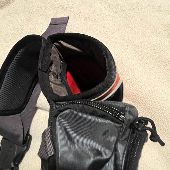 LL Bean Fannie Pack Adjustable Waist Bag - Picture 5 of 9